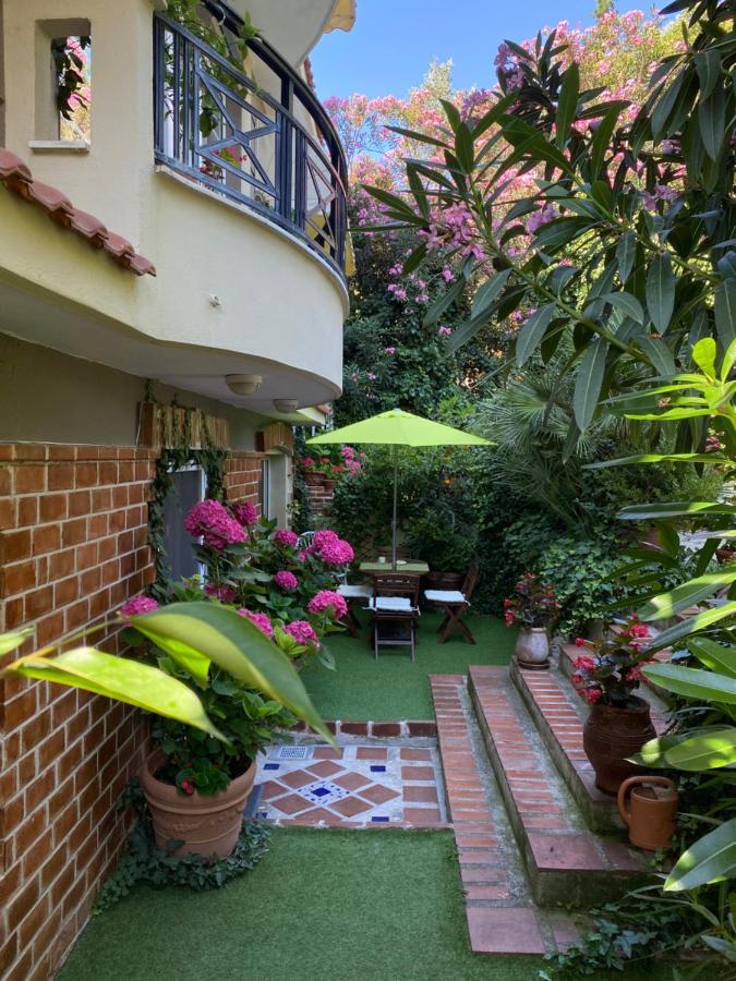 Paneon Apartments Nea Iraklitsa Exteriör bild